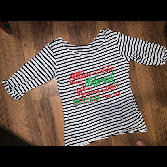 Sweater - Picture 1 of 2